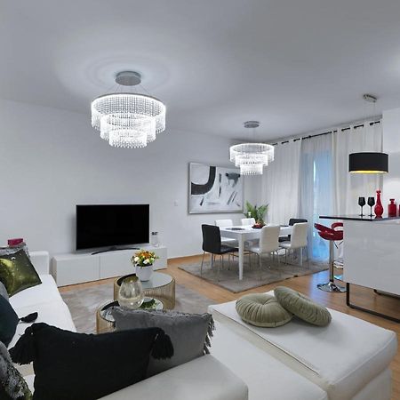 Elegant Apartment In Glyfada Athen Exterior foto