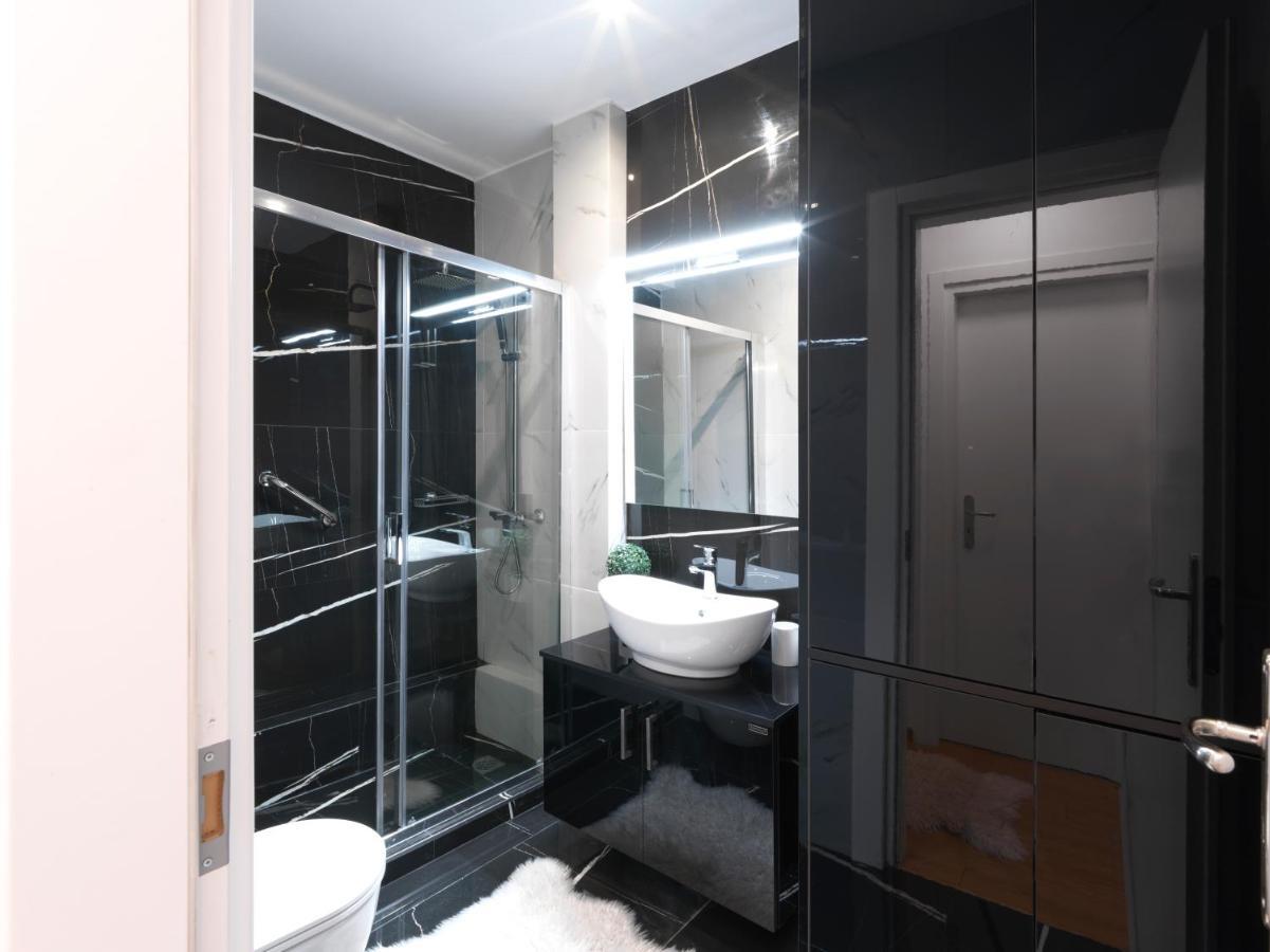 Elegant Apartment In Glyfada Athen Exterior foto