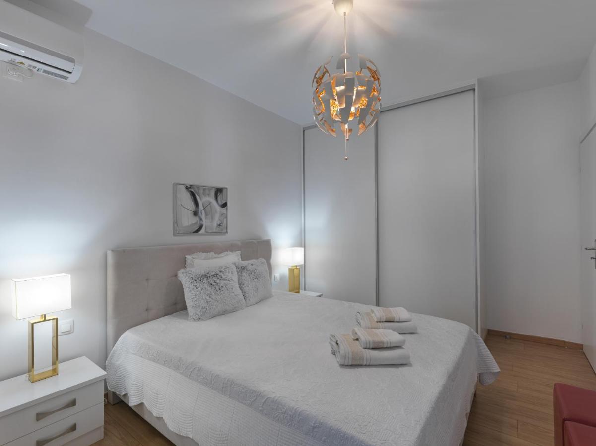 Elegant Apartment In Glyfada Athen Exterior foto