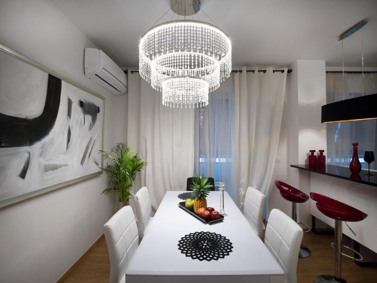 Elegant Apartment In Glyfada Athen Exterior foto